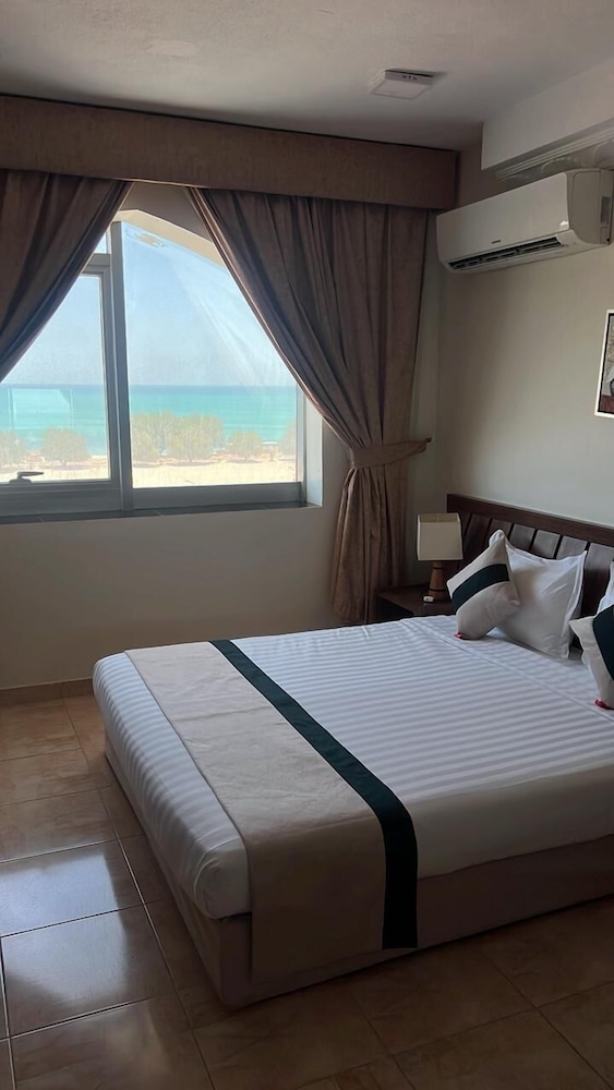 فندق برج العنوان(Enwan Suites Serviced Apartments) 10/47