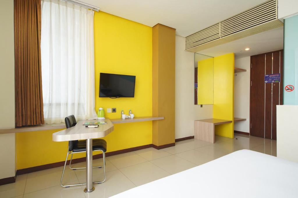 Puri Perdana Hotel & Convention Hall 40/57