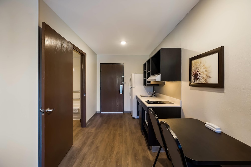 WoodSpring Suites Orlando West - Clermont 49/58