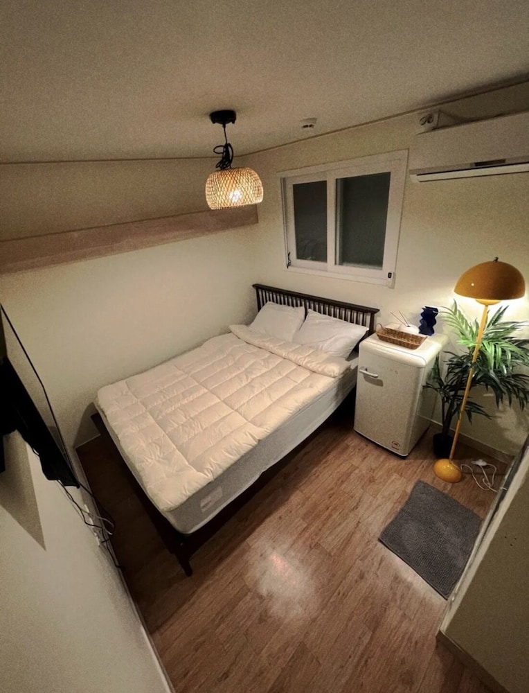 JNINE Guest House 14/59