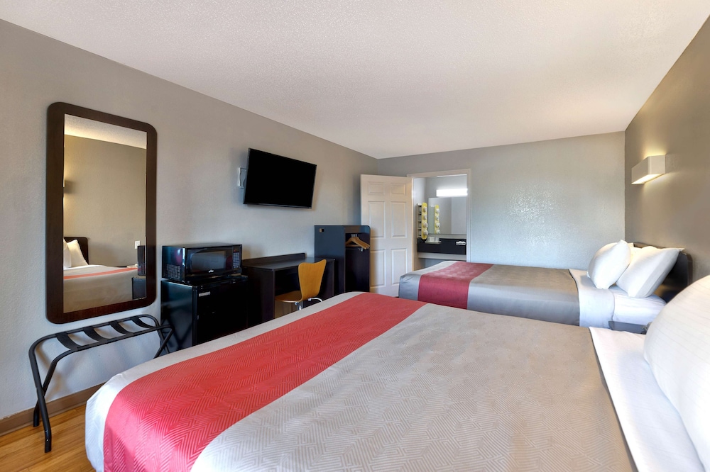 Motel6 Cookeville, TN 13/54