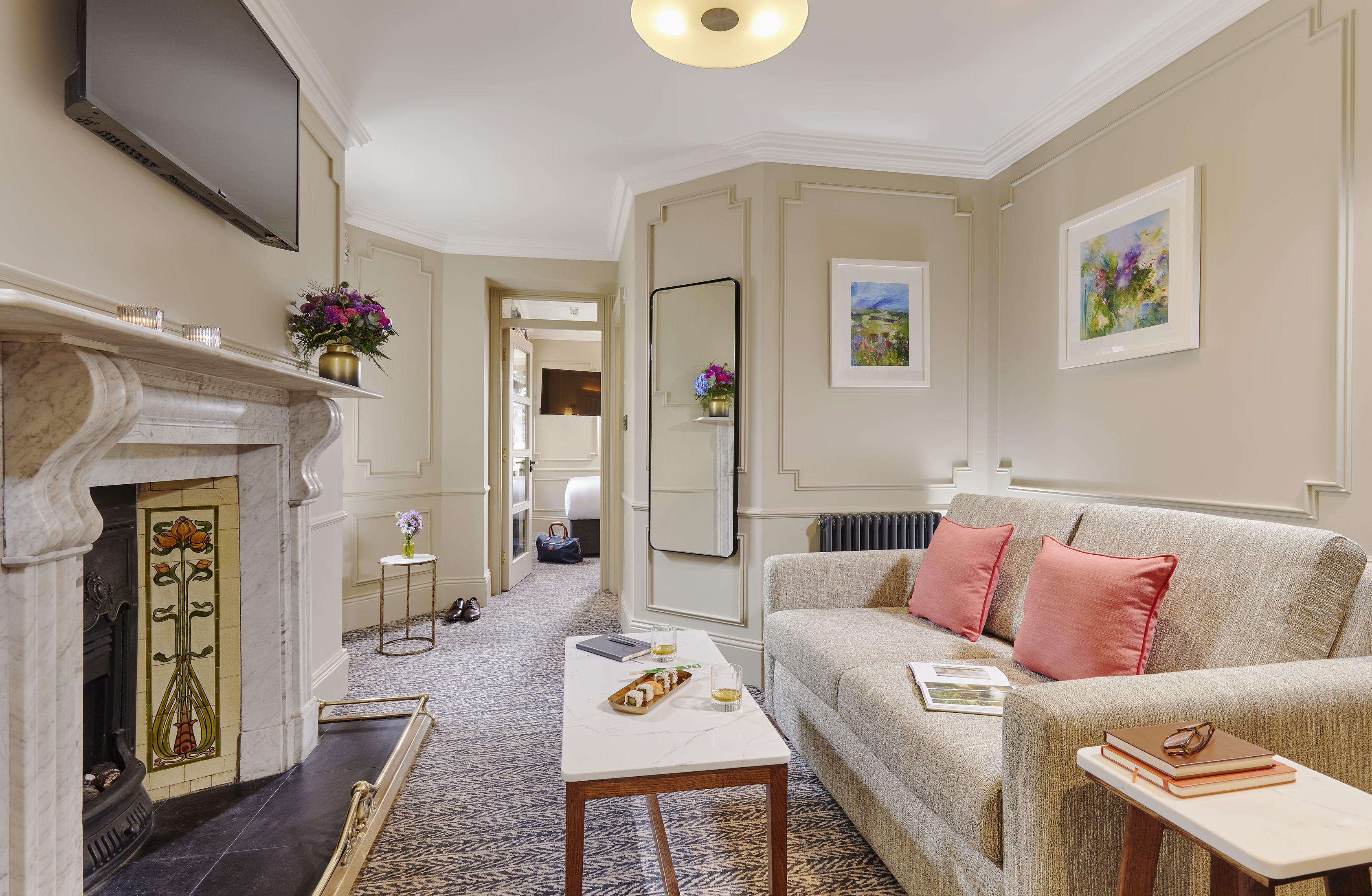 Waterloo Townhouse & Suite 11/16