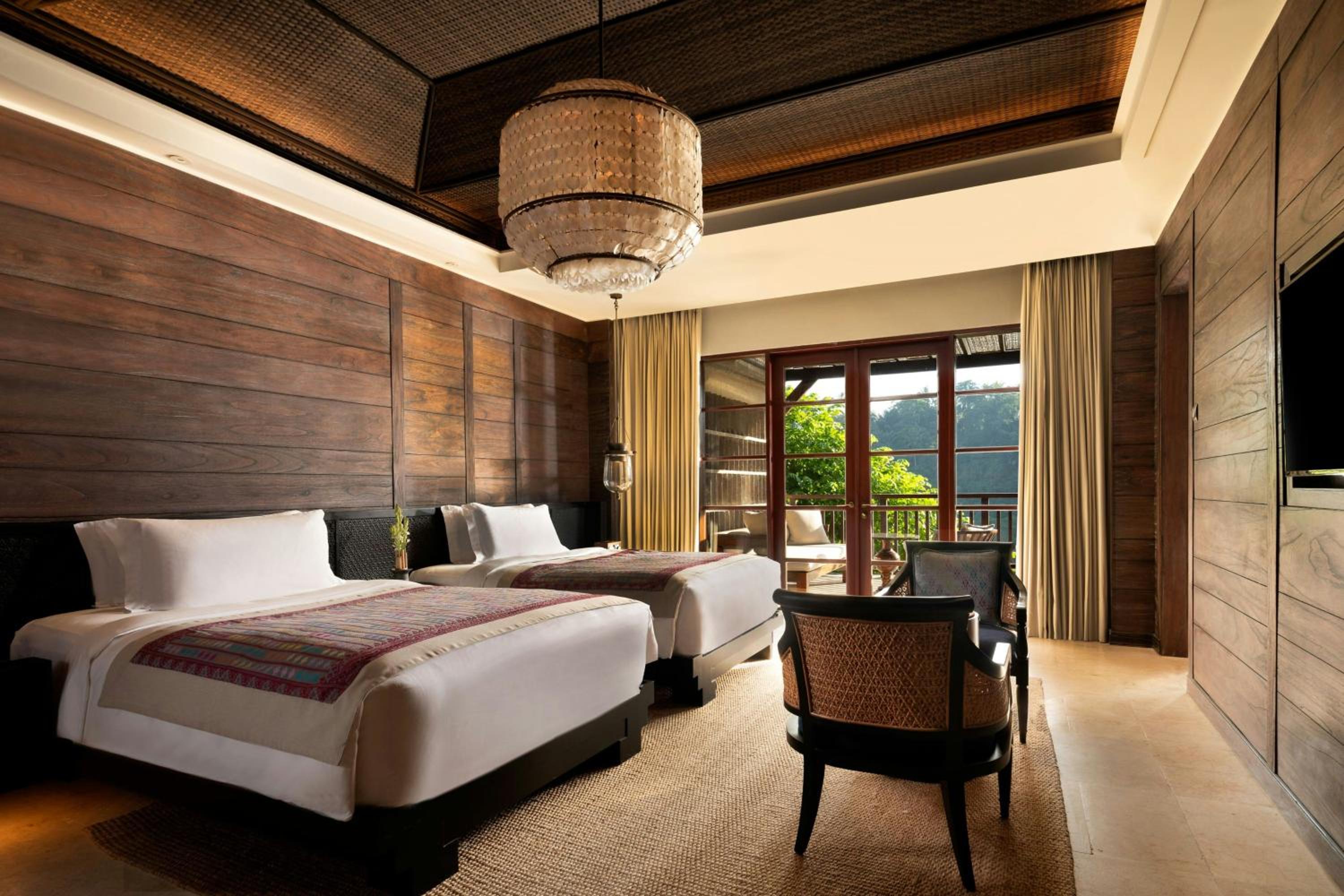 1 Bedroom, Suite, 2 Queen Beds, Resort View, Large