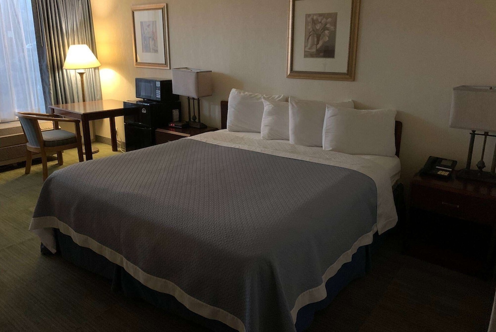 Travelodge by Wyndham Gaylord 14/46