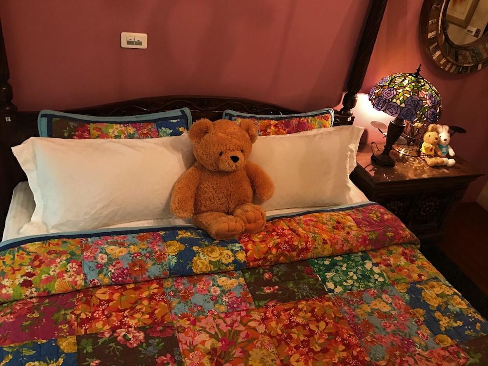 Hualien Paris Home B&B 64/66