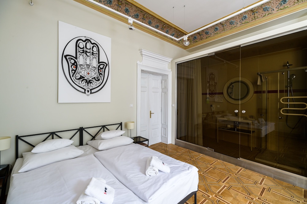 Home Aparthotel 23/58