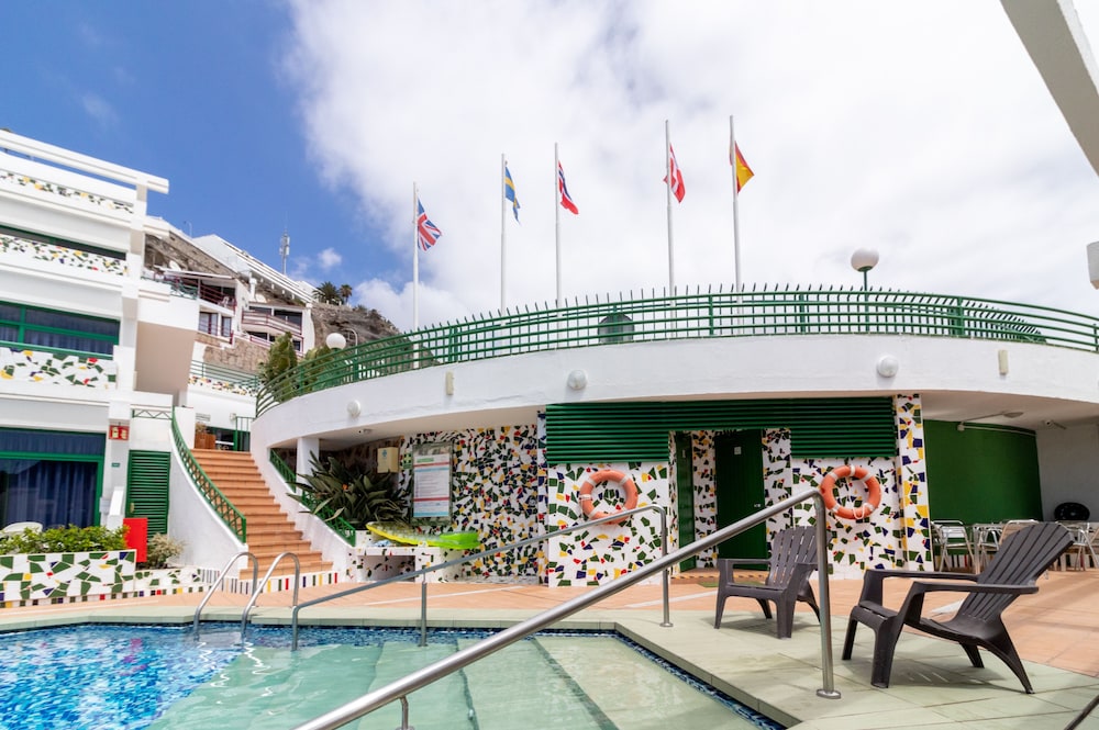 Porlamar Apartments in PUERTO RICO