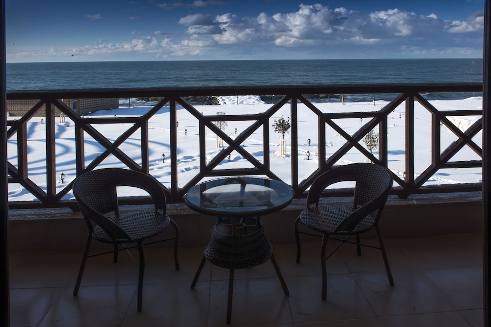 Babillon Hotel & Spa & Restaurant 44/50