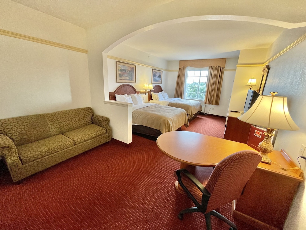 FairBridge Inn & Suites Cleburne 47/62