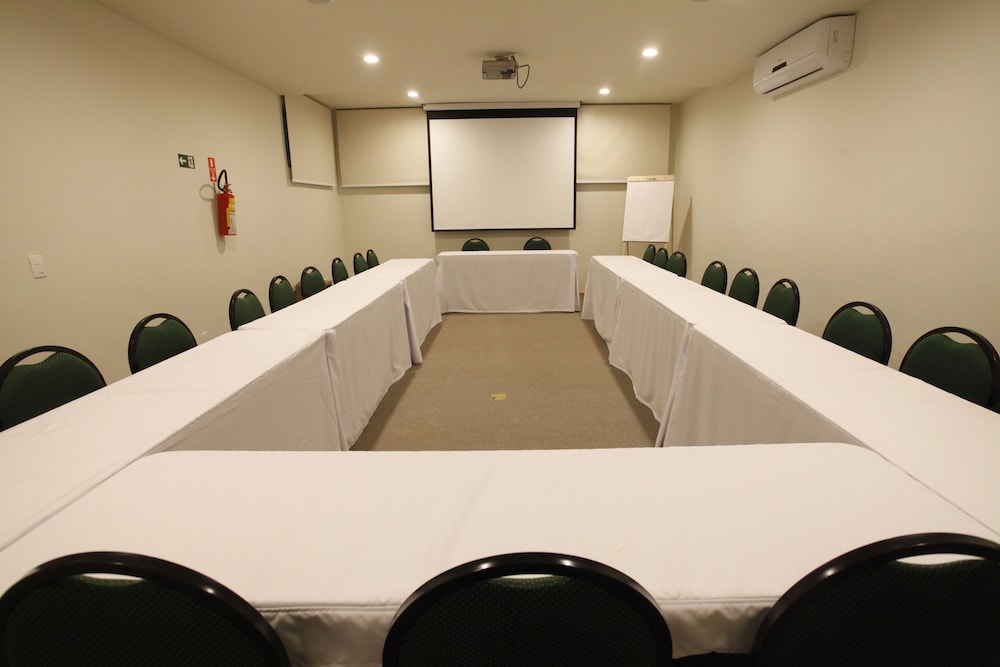Sao Carlos Othon Suites 4/40