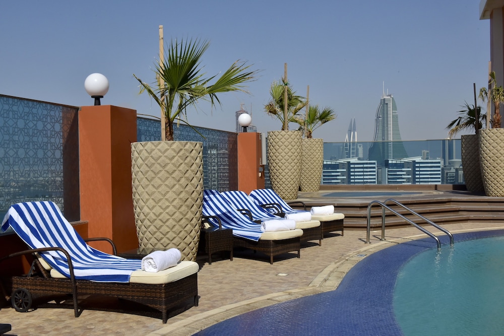 Ramada Resort by Wyndham Manama Seef 6/57