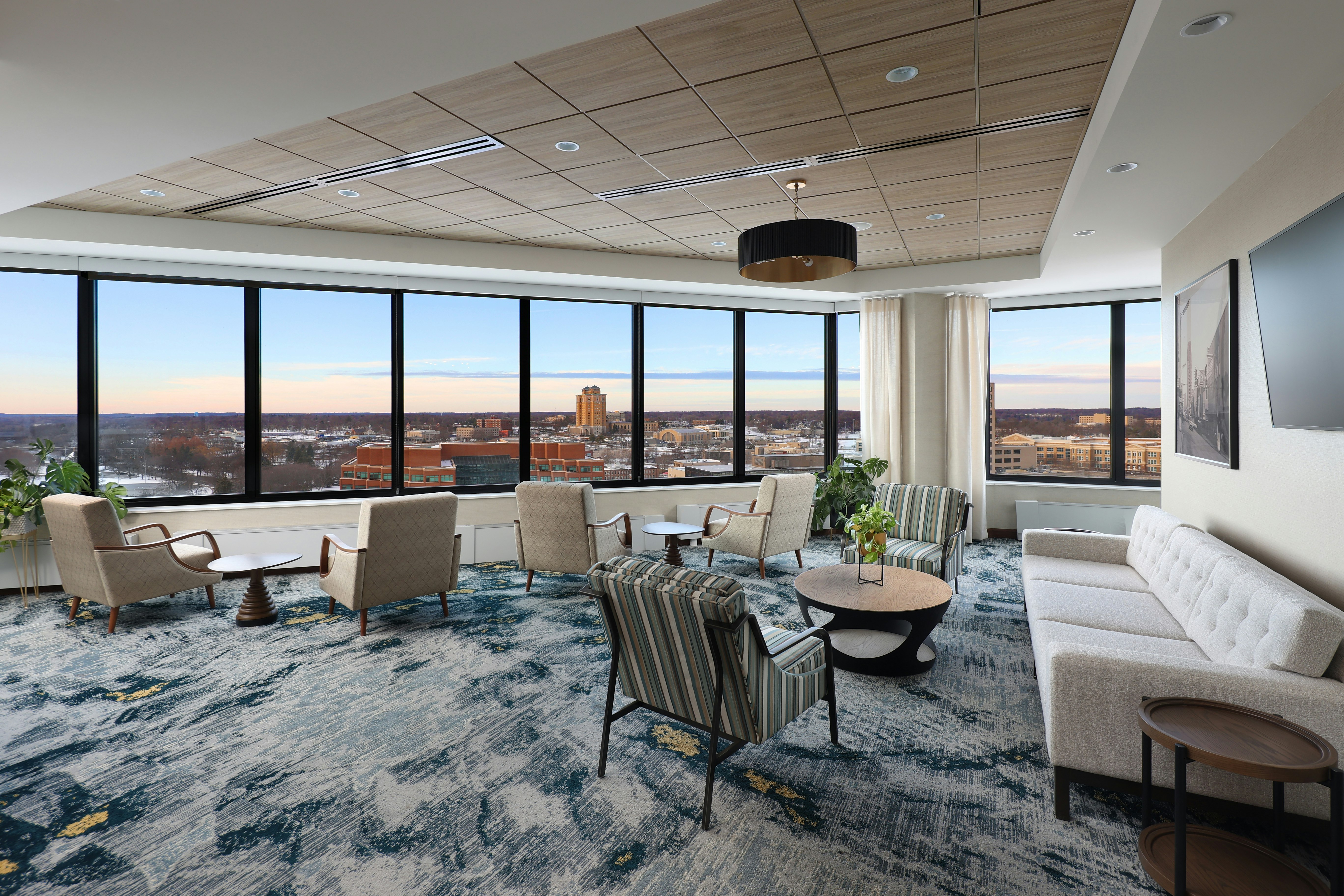 DoubleTree by Hilton Battle Creek 13/44