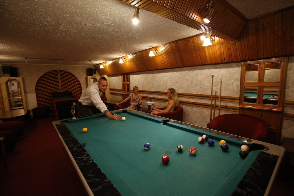 Hotel Korona Eger 40/66