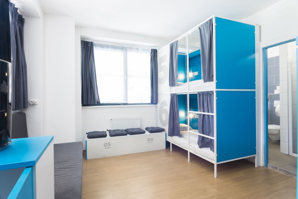 Absolut City Hostel Budapest 30/50