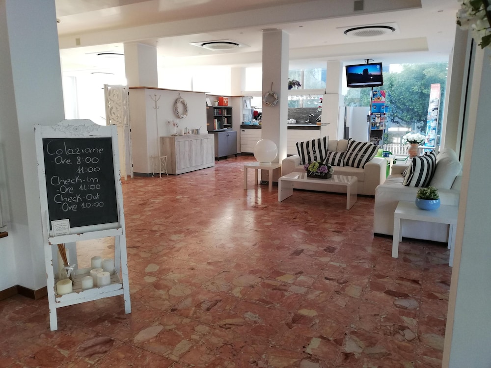 Hotel Ambasciata 26/36