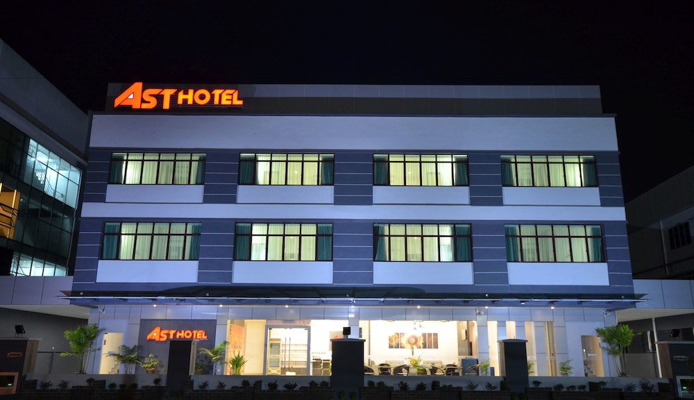 Ast Hotel 2/56