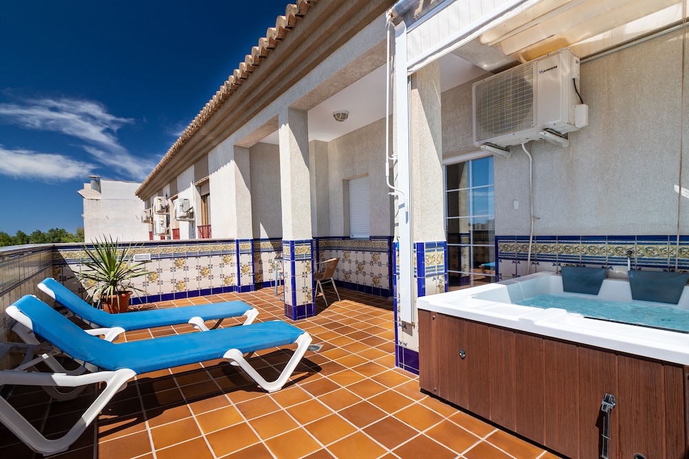 Hotel Avenida Tropical By Bossh 26/50