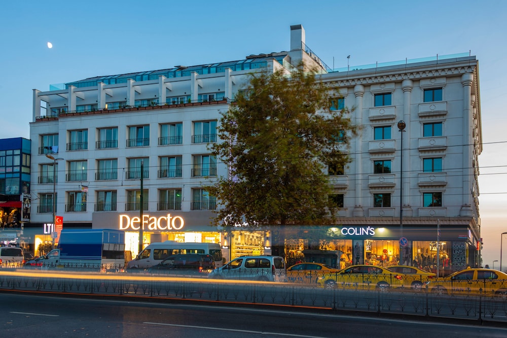 The Hotel Beyaz Saray & Spa, Istanbul in ISTANBUL