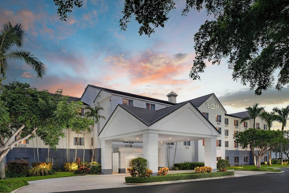 FAIRFIELD INN SUITES BOCA RATON