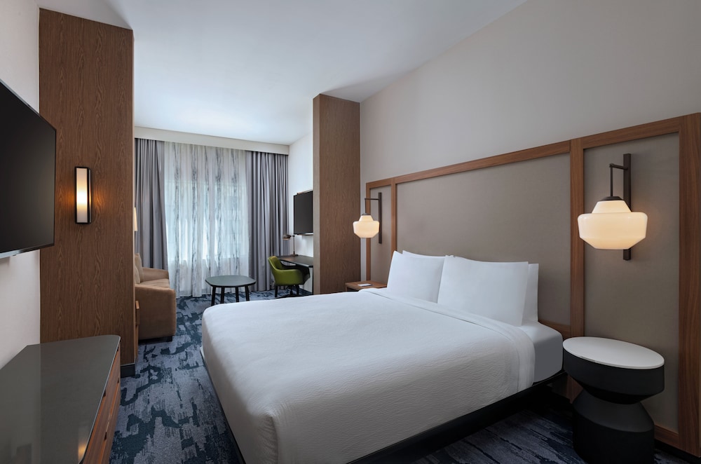 Fairfield by Marriott Inn & Suites Austin Downtown 14/50