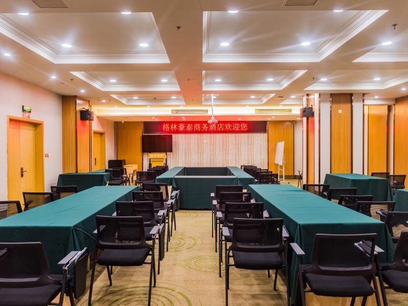 GreenTree Inn Hengshui Olympic Sports Center Nanhuan Road 30/33