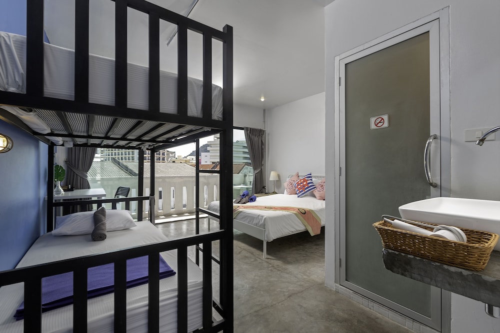 Hip Hostel 45/46