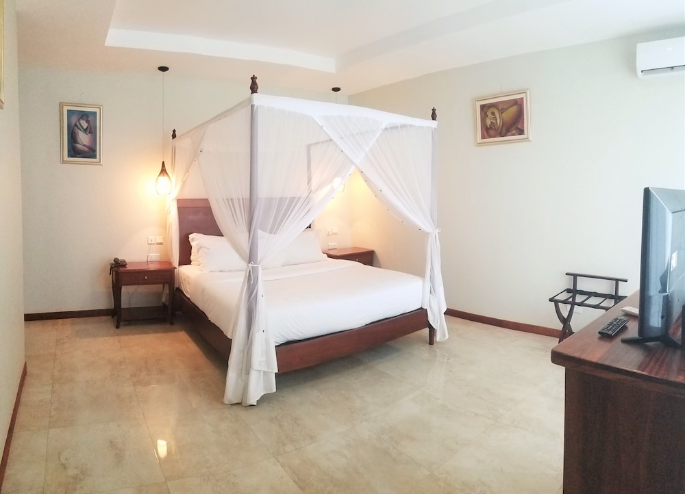 3 BEDROOMS, SUPERIOR, VILLA, POOL VIEW