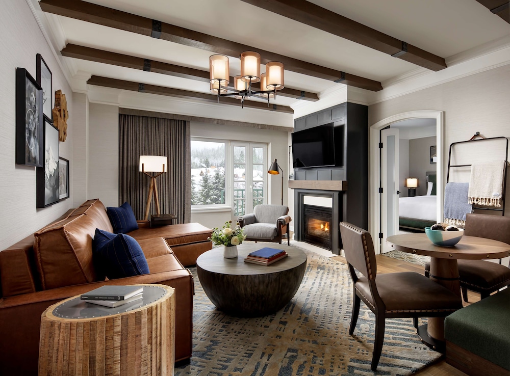 Fairmont Chateau Whistler 50/76