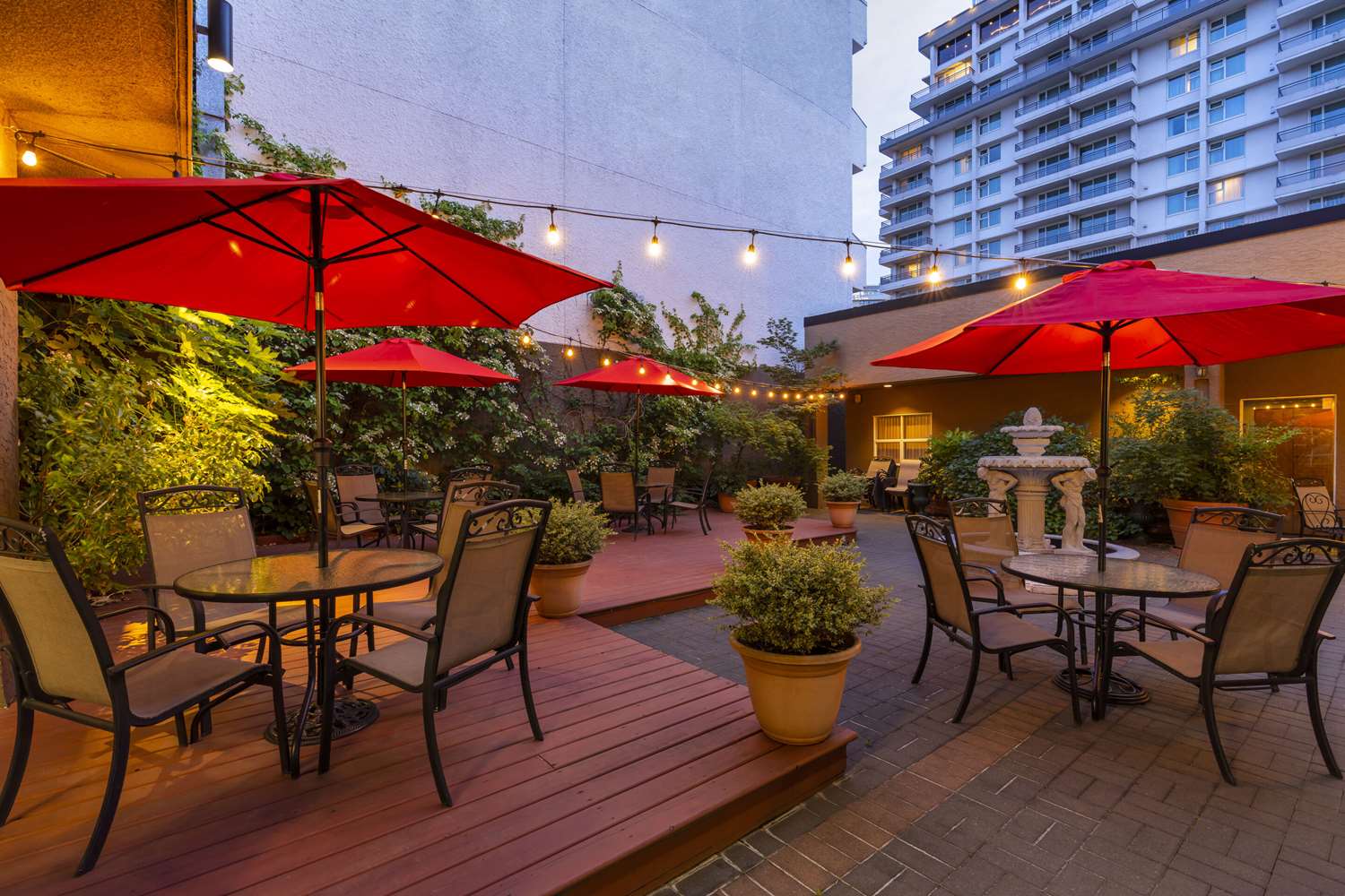 Quality Inn Downtown Inner Harbour 15/23