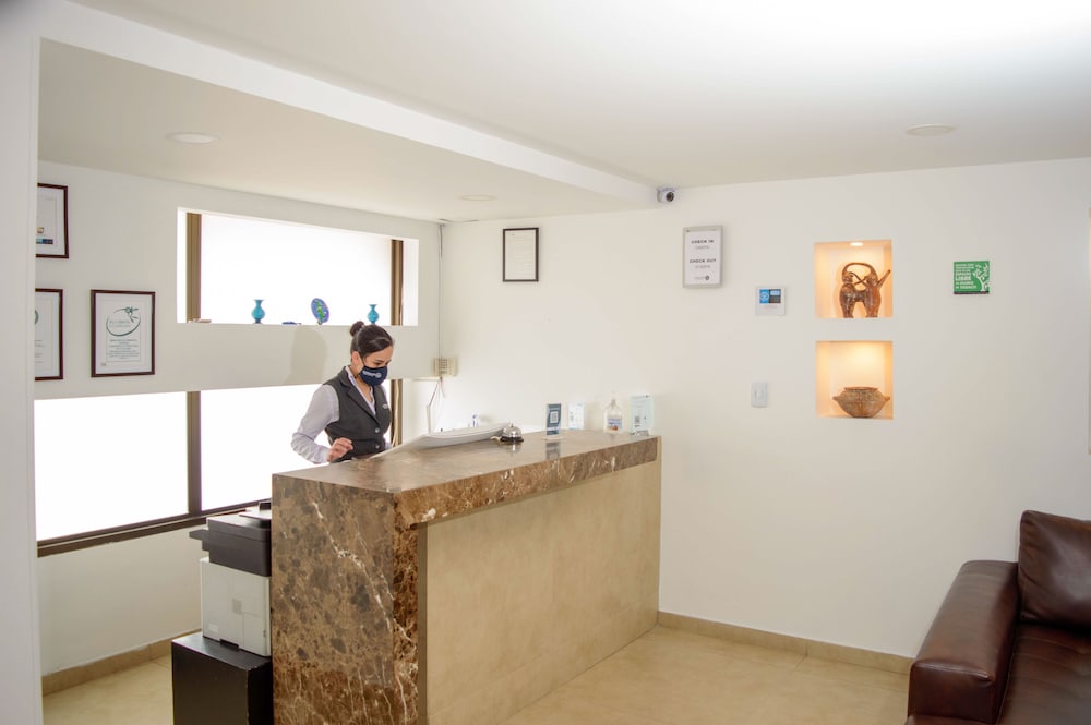 Hotel Castellana 95 7/44