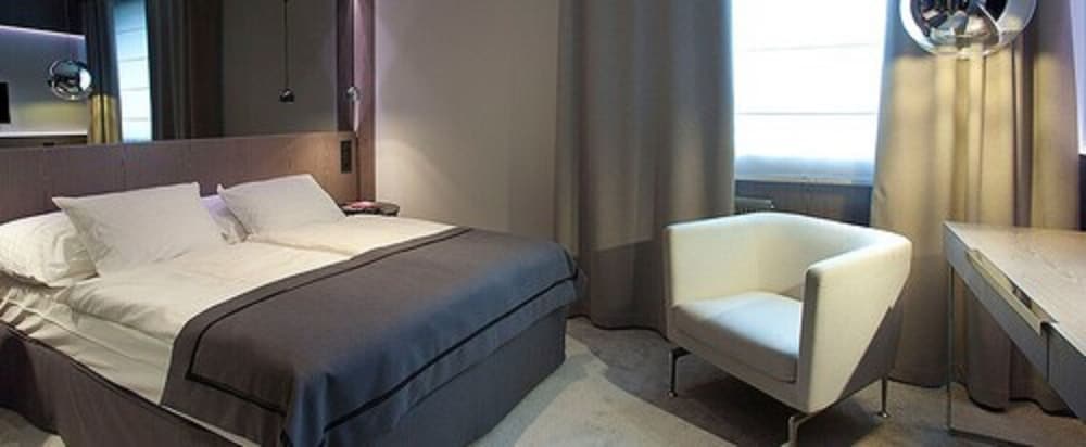 Ilonn Hotel 12/50