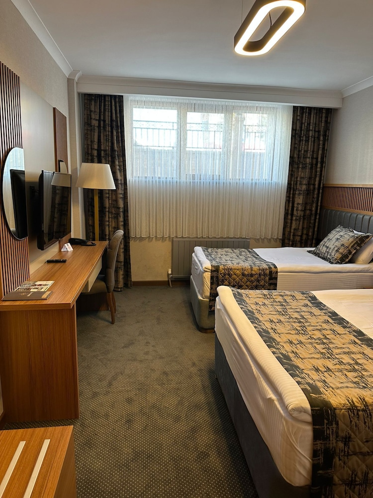 Ozkaya Otel 13/49