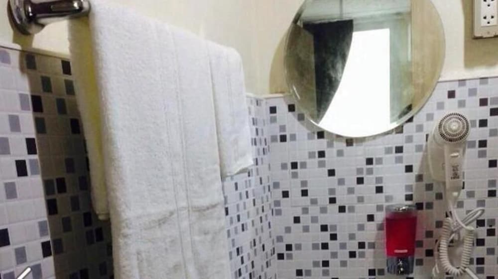 Sukhumvit 20 Guest House 35/46