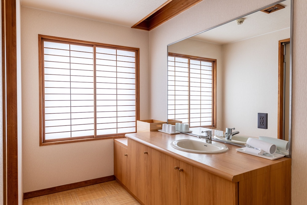 Court Hotel Asahikawa 54/55