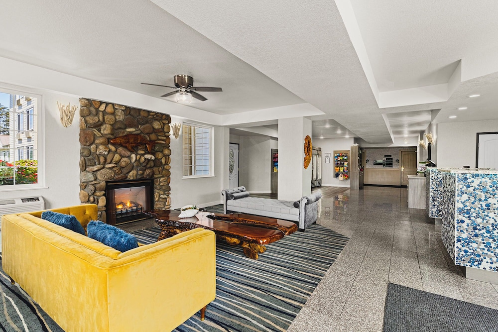 The Ashley Inn Suites 9/68
