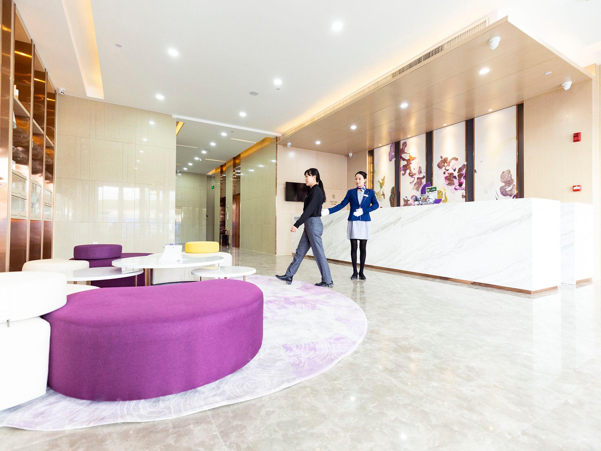 Lavande Hotel (Chifeng High Speed Railway Station) 27/35