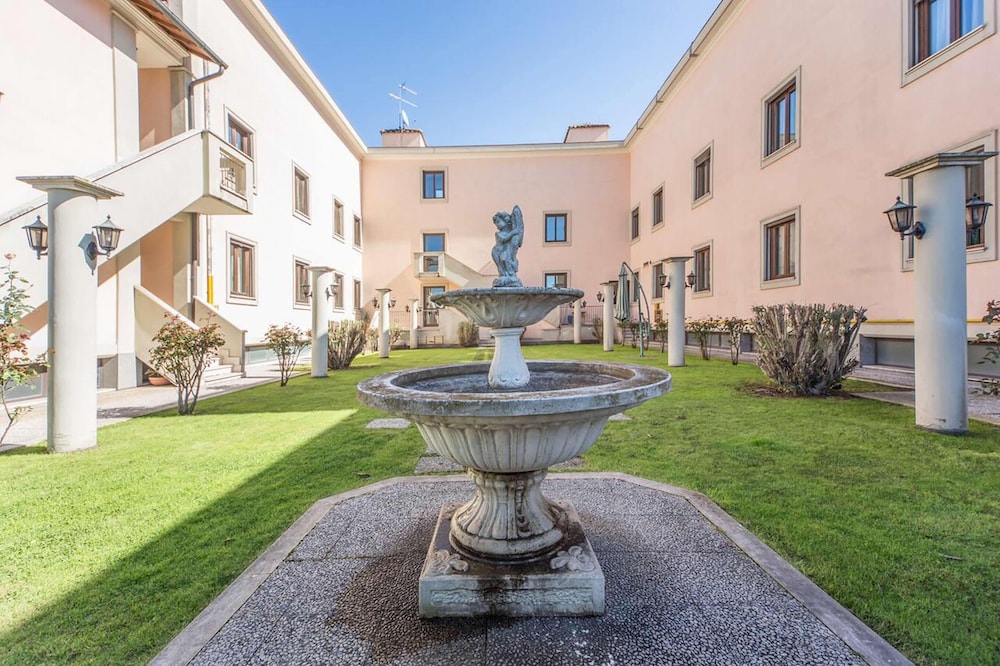 Hotel Alba Roma 15/18