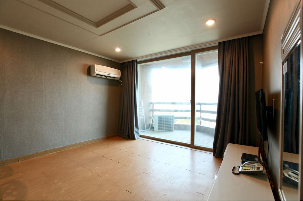 Benikea San & Bada Jumunjin Resort 19/40