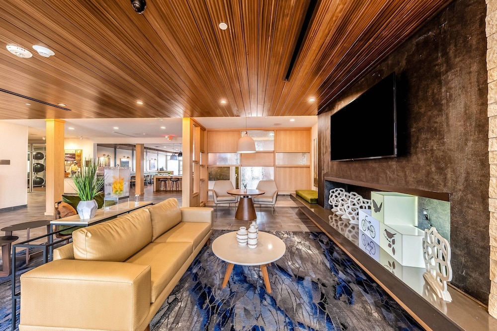 Fairfield Inn & Suites By Marriott Gainesville I-35 28/39