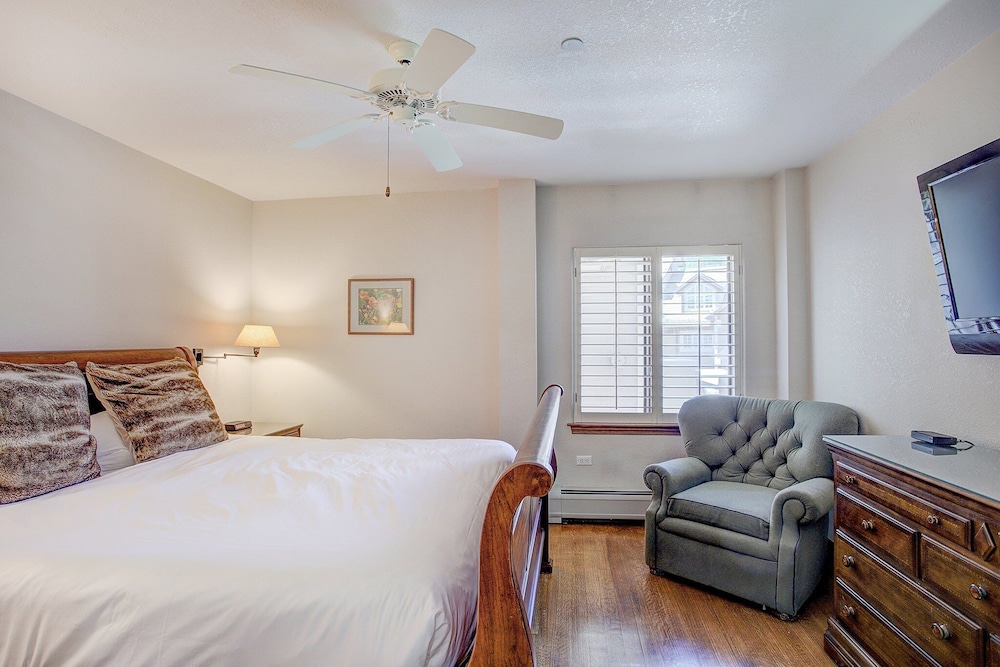 2 Bedrooms, Condo, Plus, Loft, Twin Beds, 2 King Beds, Den or Loft View