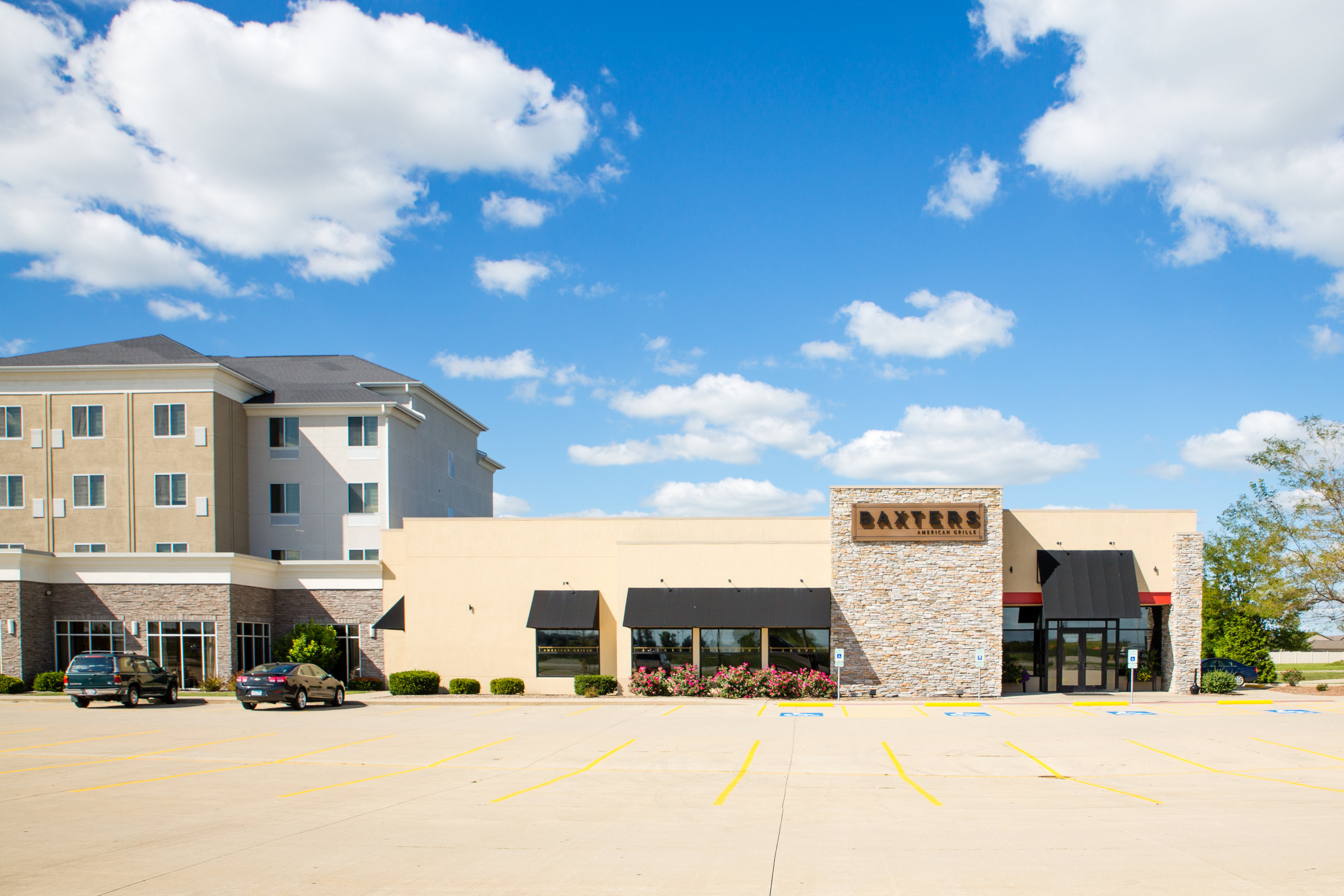 Holiday Inn Hotel Suites Bloomington Airport 47/50
