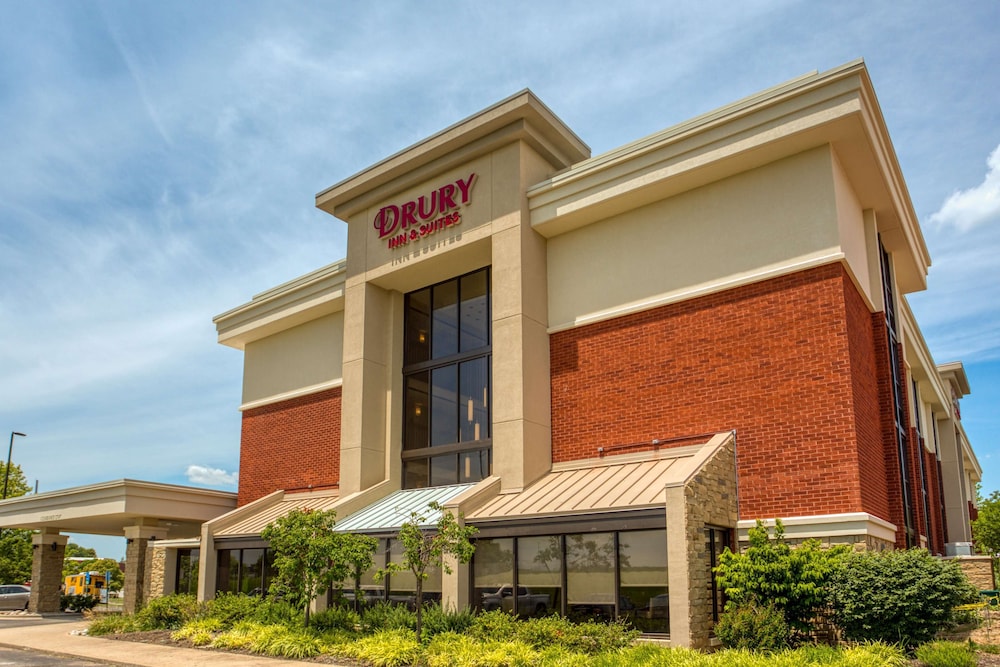 Drury Inn and Suites St Louis Fairview Heights 1/50