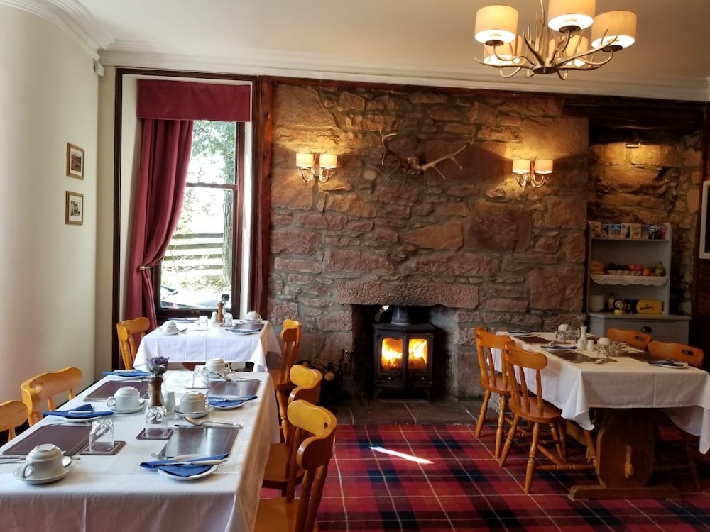 Glenan Lodge 37/50