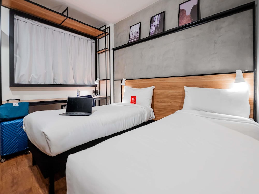 ibis Lavras 25/72