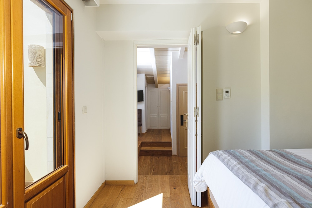 Z Boutique Hotel 15/50