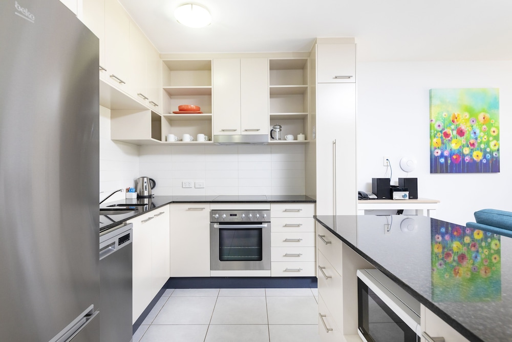 Sevan Apartments Forster 74/74