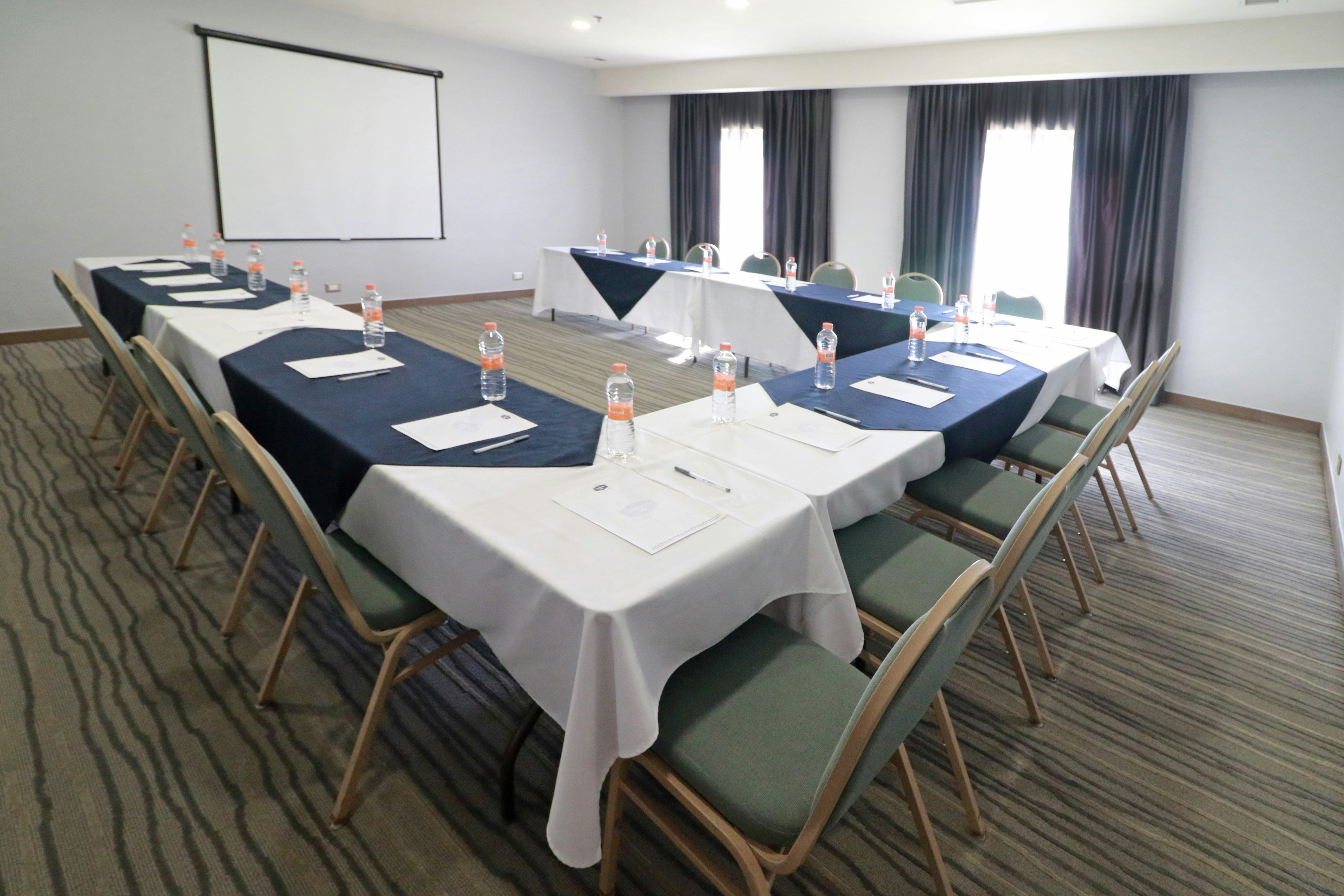 Hampton Inn Chihuahua 19/24
