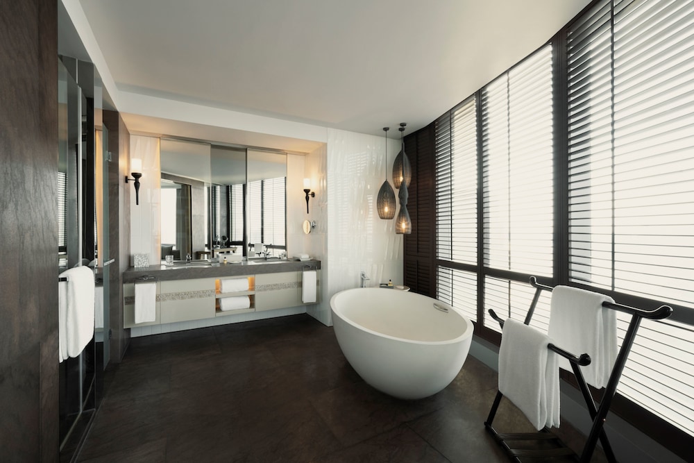 Hyatt Regency Suzhou 47/48