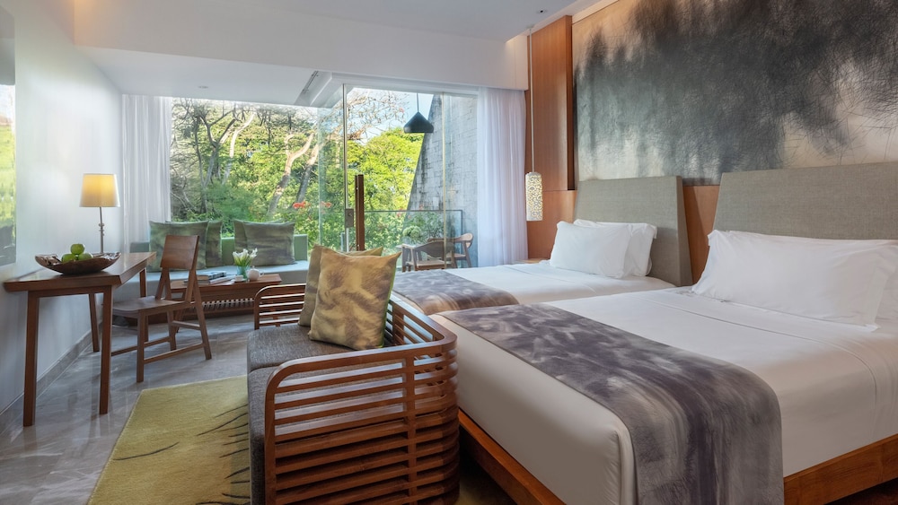 Maya Sanur Resort Spa 8/50