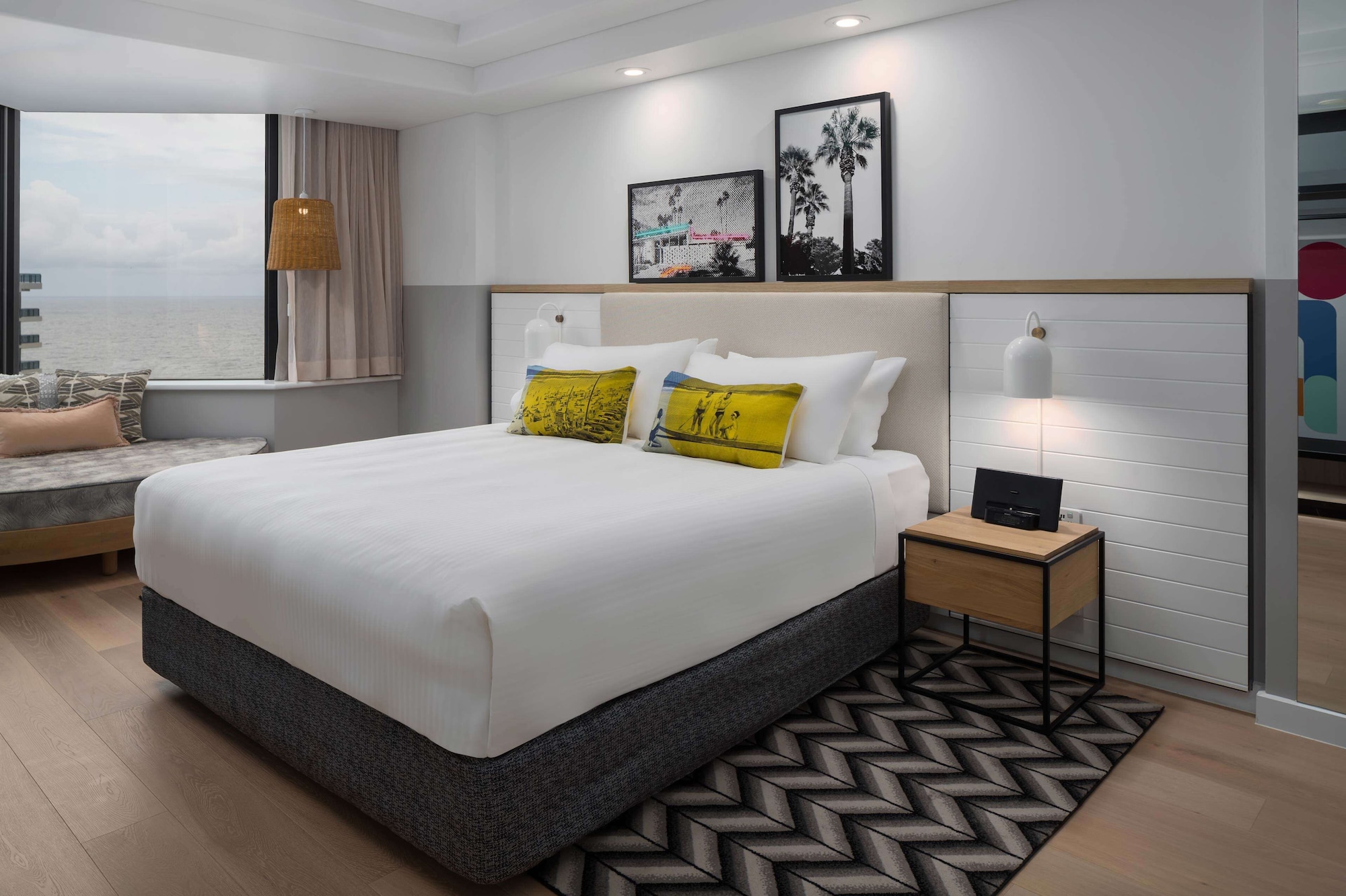 Qt, Suite, King Bed, Ocean View
